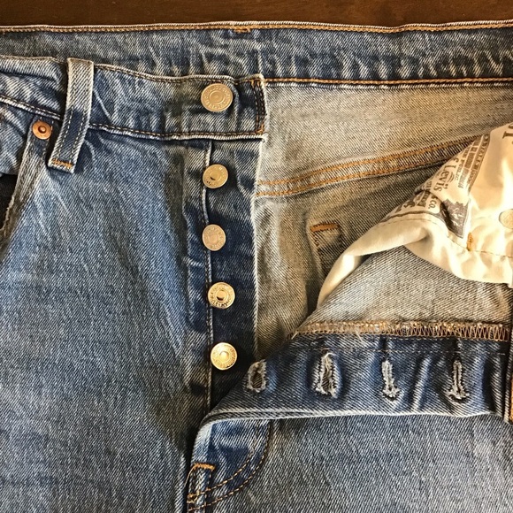 Levi’s 501 W32 (US 14/15) Cropped Jeans Straight Fit High Rise Womens Distressed - Picture 11 of 12